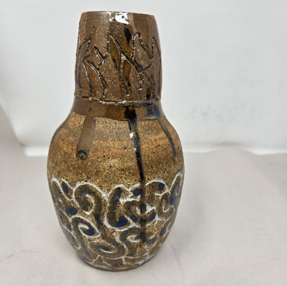 Rustic Pottery Vase Brown & Blue Dripped Glaze Round 7x4 Circumference 12.75 - Picture 3 of 10